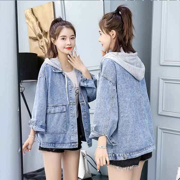 Alkalmi női farmerdzseki kapucnival és cipzárral