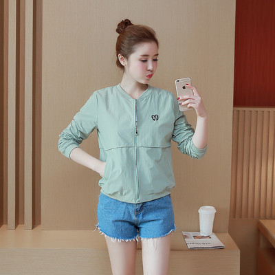 Női rövid kabát különböző színekben