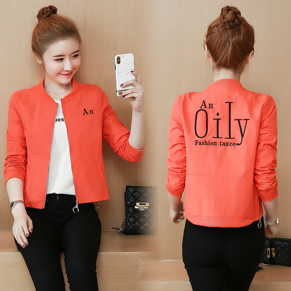 Női rövid kabát különböző színekben