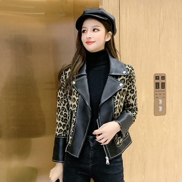 Női bőrkabát cipzárral és díszítéssel