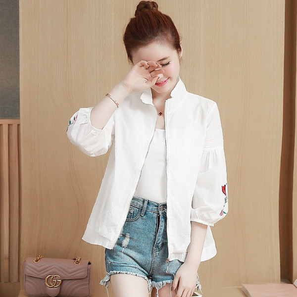 Női napvédő hímzett kabát többféle színben