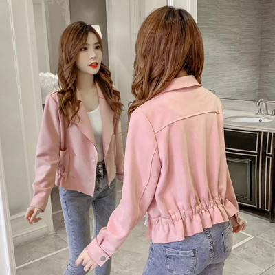 Női kabát gumival és kapucnival