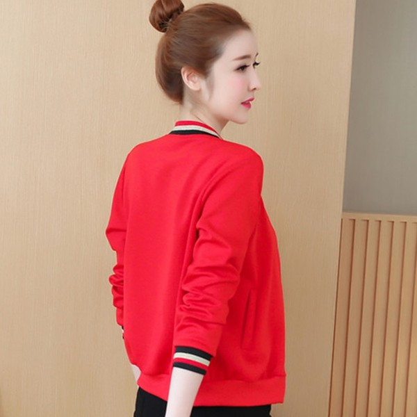 Alkalmi kabát minden évszakhoz mintával