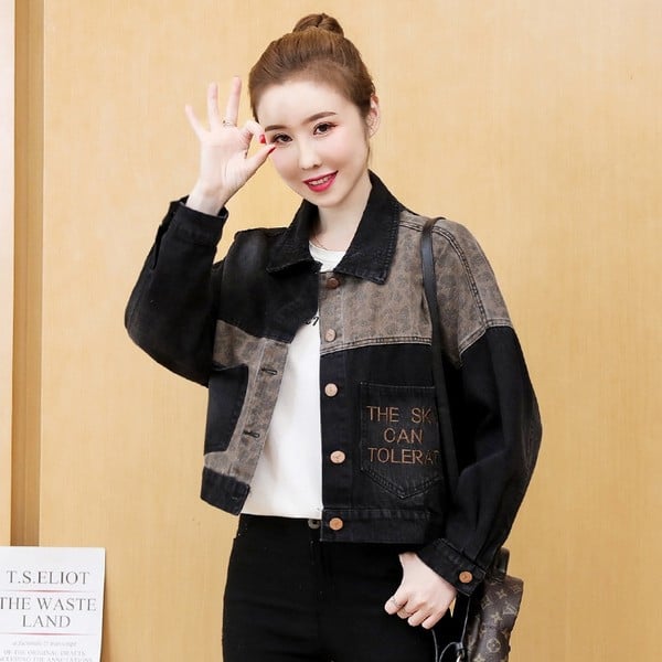 napi rövid kabát leopárd díszítéssel