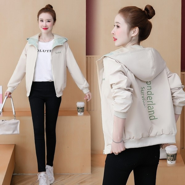 Дамско цветно яке с качулка и цип