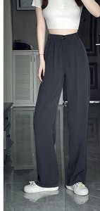 Elegáns női nadrág magas derékkal és zsebbel