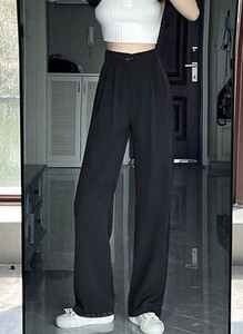 Elegáns női nadrág magas derékkal és zsebbel