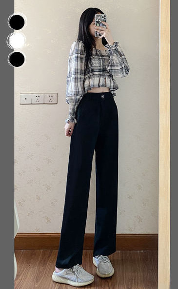 Női nadrág széles szárral, magas derékkal