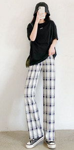 Női fekete-fehér kockás húzózsinóros nadrág