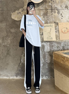 Γυναικείο ψηλόμεσο αθλητικό παντελόνι με γραβάτες