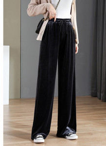 Női sportnadrág nyakkendővel