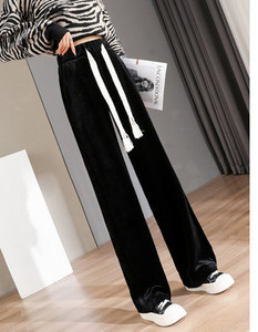 Női sportnadrág nyakkendővel