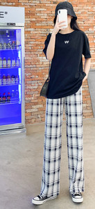 Női sportnadrág magas derékkal, zsebbel