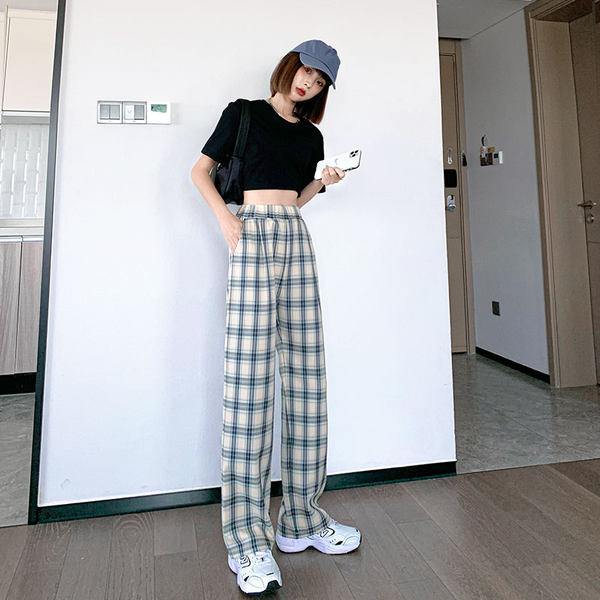 Női sportnadrág magas derékkal, zsebbel