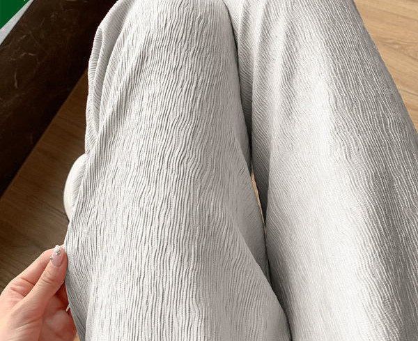 Naiste kõrge vöökohaga püksid – avara mustriga