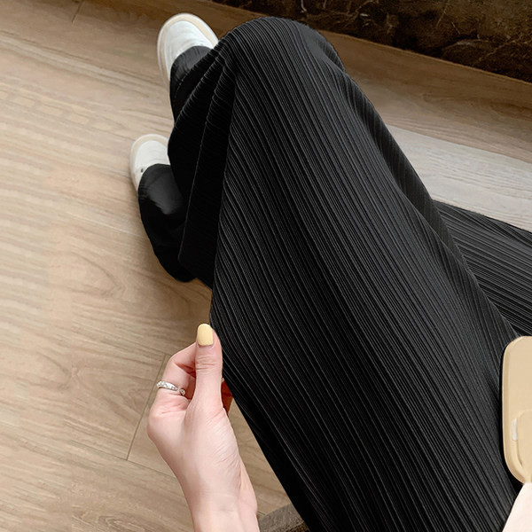 Női nadrág magas derékkal - könnyű és vékony modell