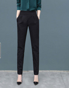 Γυναικείο κομψό παντελόνι με τσέπη και φαρδιά ζώνη