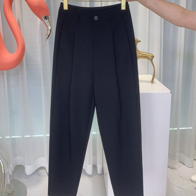 Női nadrág - vékony, egyenes modell