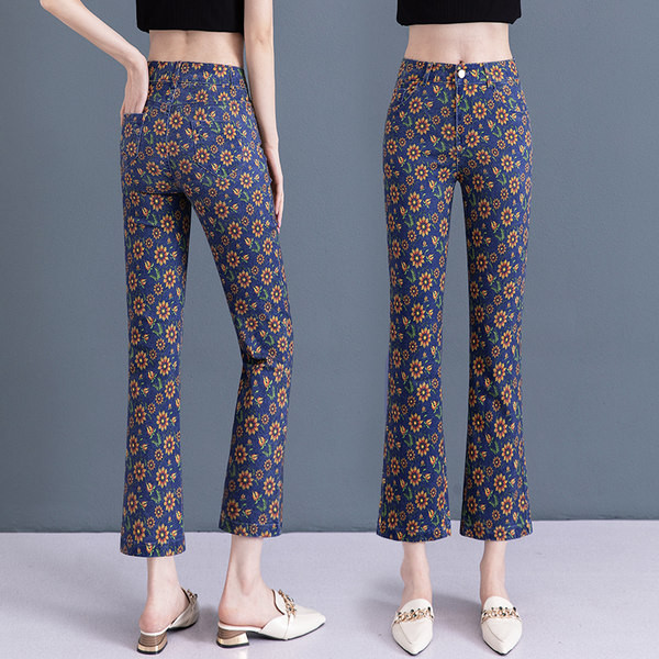 Ženske hlače u različitim bojama