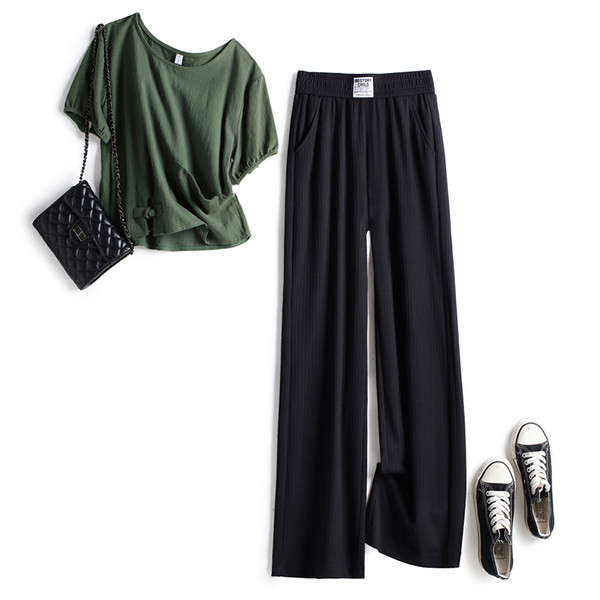 Ženske hlače s džepovima, izrezani model