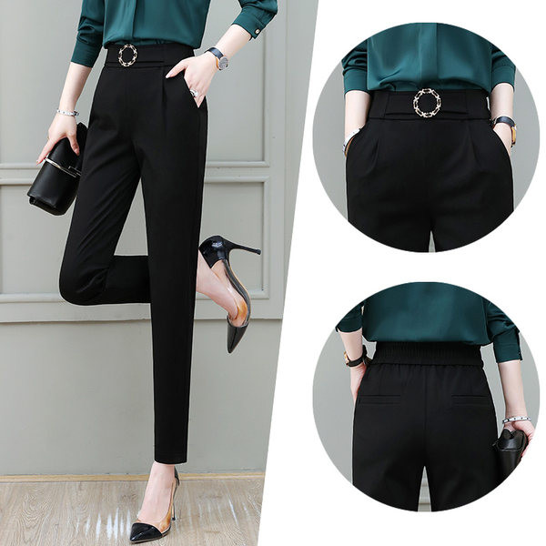 Дамски изчистен панталон в черно - с джоб