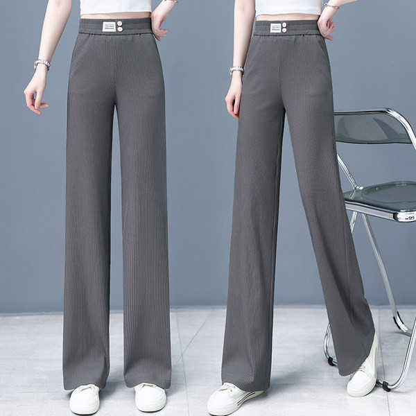 Laiad kummiku ja taskuga naistepüksid