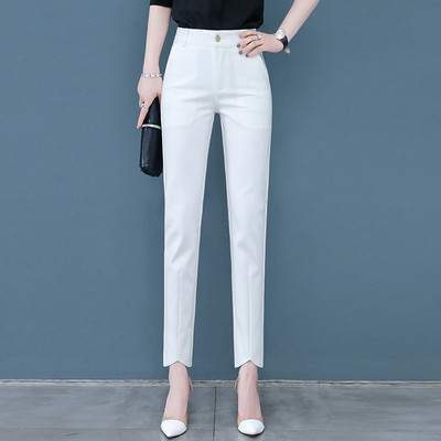 Γυναικείο παντελόνι με κλασικό σχέδιο