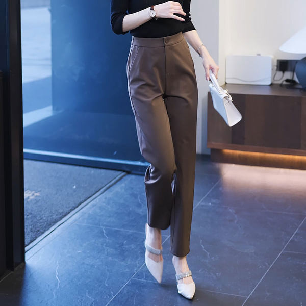 Elegantne čiste ženske hlače