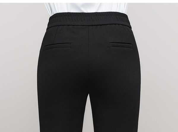 Naiste elegantsed taskuga püksid