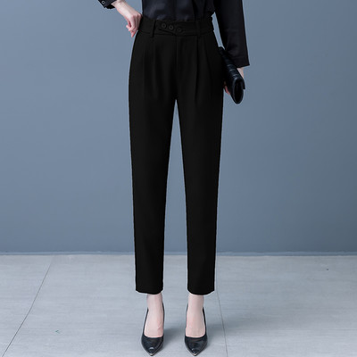 Elegáns női nadrág zsebbel és gombbal