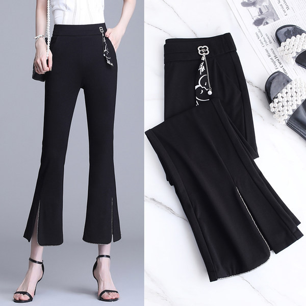 Női nadrág tiszta modell fekete színben