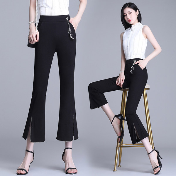 Női nadrág tiszta modell fekete színben