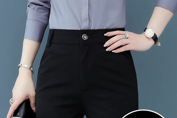 Ежедневен дамски панталон с джоб в черен цвят 