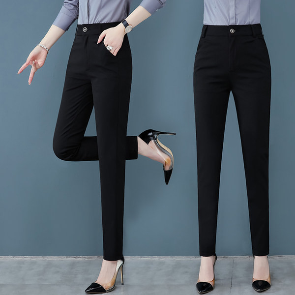 Ежедневен дамски панталон с джоб в черен цвят 