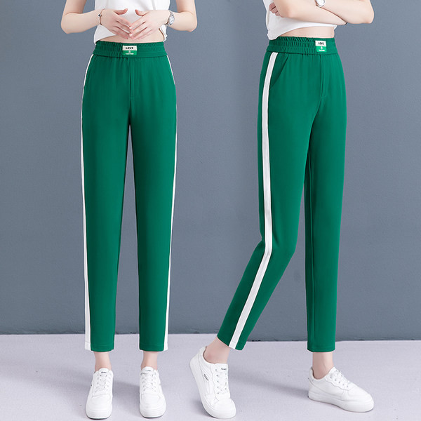 Ženske hlače - sportski model