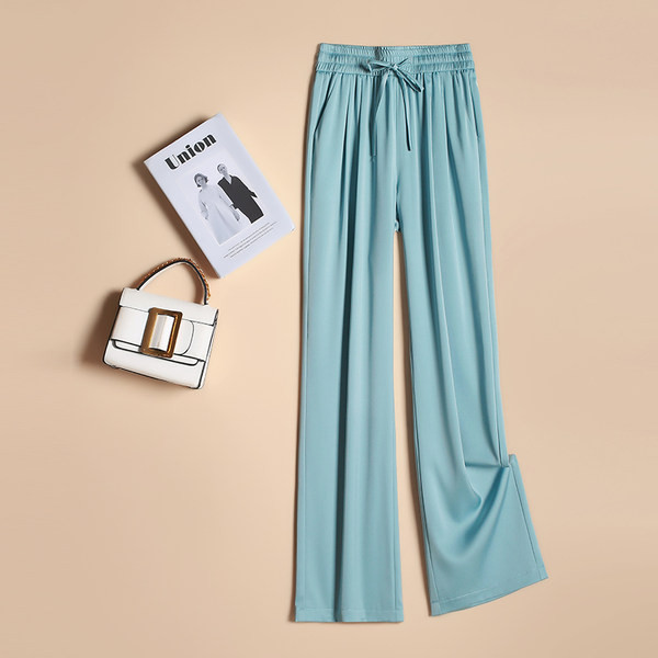 Kergest kangast paeltega spordipüksid