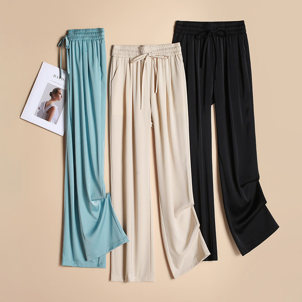 Kergest kangast paeltega spordipüksid