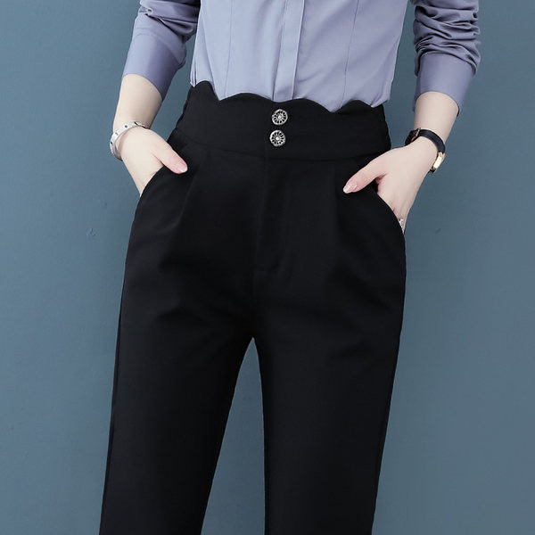 Дамски панталони - прав изчистен модел в черно