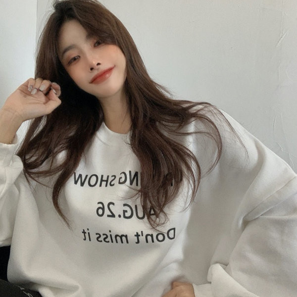 Γυναικείο φούτερ για τις φθινοπωρινές μέρες με επιγραφές