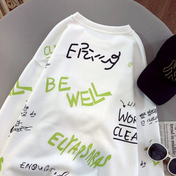 Široki model ženske majice s vezom