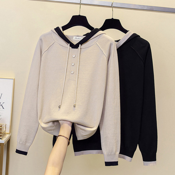 Γυναικείο φούτερ με κουκούλα με κουμπιά