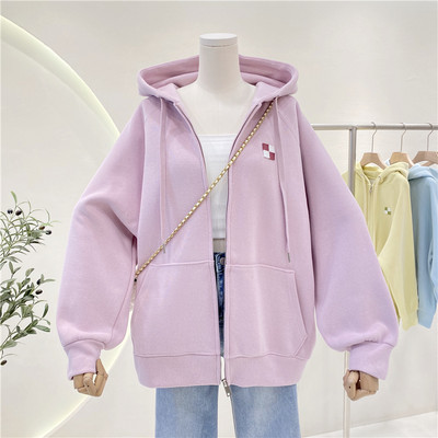 Широк модел дамски суичър с качулка и връзки подходящ за ежедневието