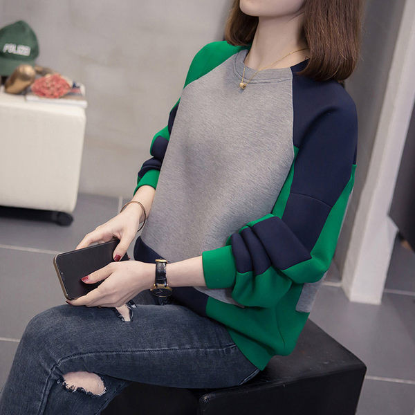 Πολύχρωμο γυναικείο φούτερ φαρδύ σχέδιο