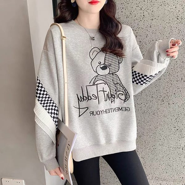 Aplikatsiooni ja tikitud tekstiga vabaaja dressipluus naistele