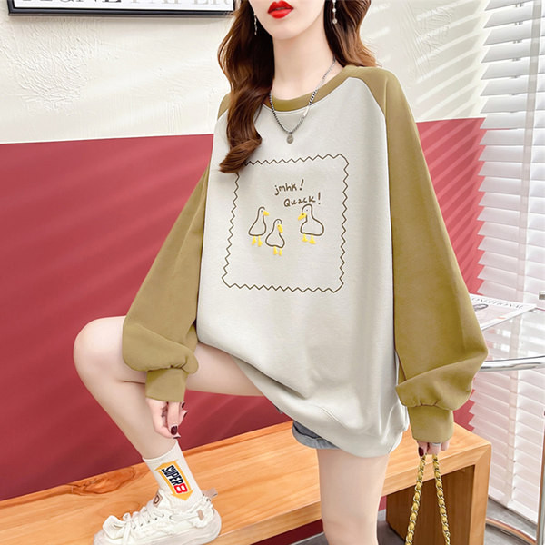 Μοντέρνο γυναικείο φούτερ με στρογγυλή λαιμόκοψη