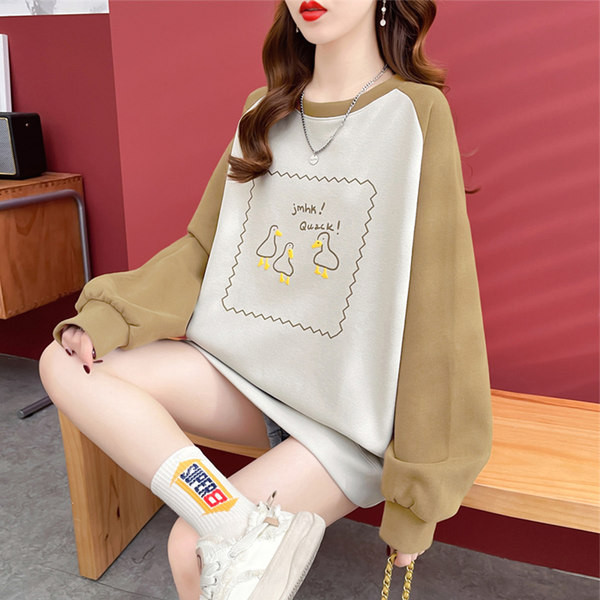 Μοντέρνο γυναικείο φούτερ με στρογγυλή λαιμόκοψη