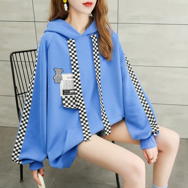 Νέο μοντέλο γυναικείο φούτερ με κουκούλα σε τρία χρώματα