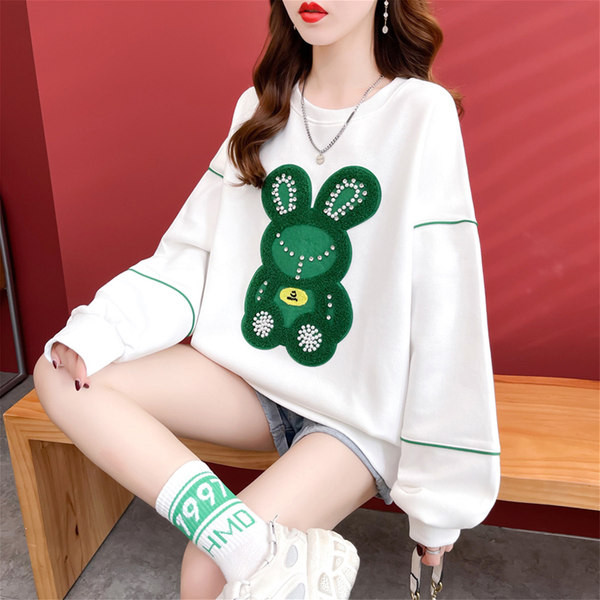 Модерен дамски суичър с овално деколте -широк модел