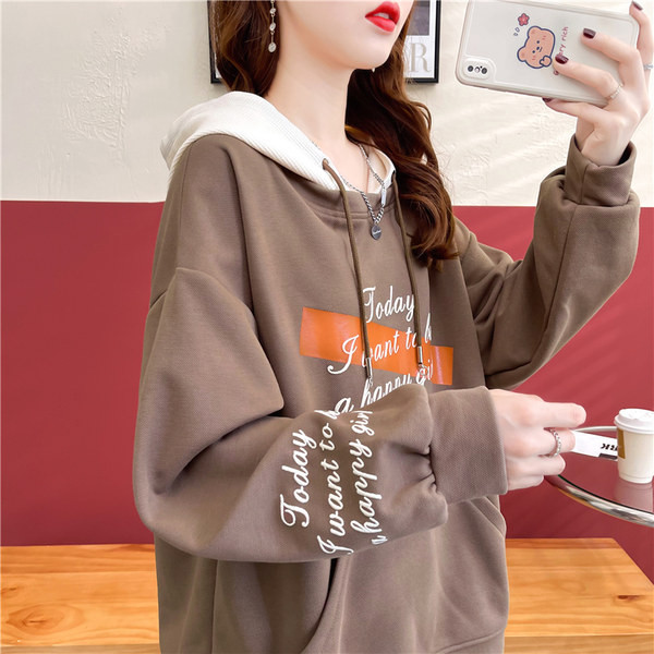 Свободен модел дамски суичър с надпис и джобове