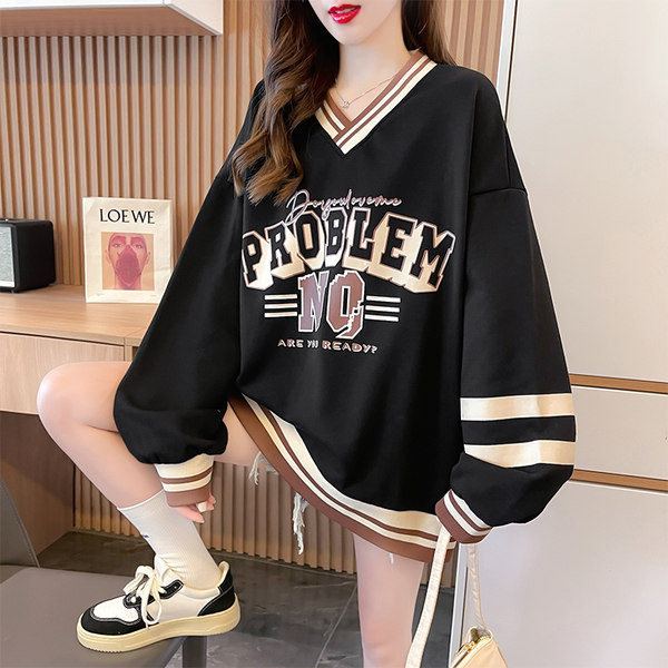 Φαρδύ μοντέλο γυναικείο φούτερ με V λαιμόκοψη και στάμπα